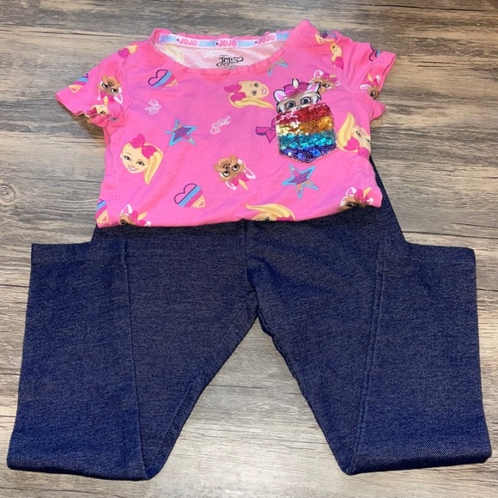 BUNDLE OF GIRLS JEGGINGS AND JOJO SIWA SEQUINED POCKET SHIRT. SIZE 6